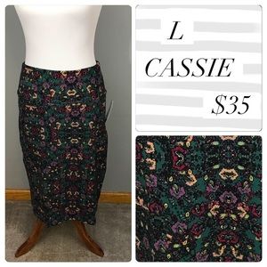 Large LuLaRoe Cassie